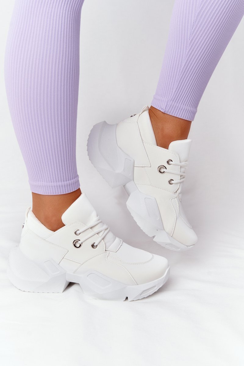Women's Sneakers On A Chunky Sole White Bubbly